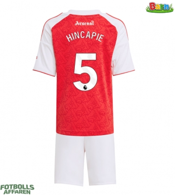 Arsenal Piero Hincapie #5 Hemmaställ Barn 2025-26 Kortärmad (+ Korta byxor)